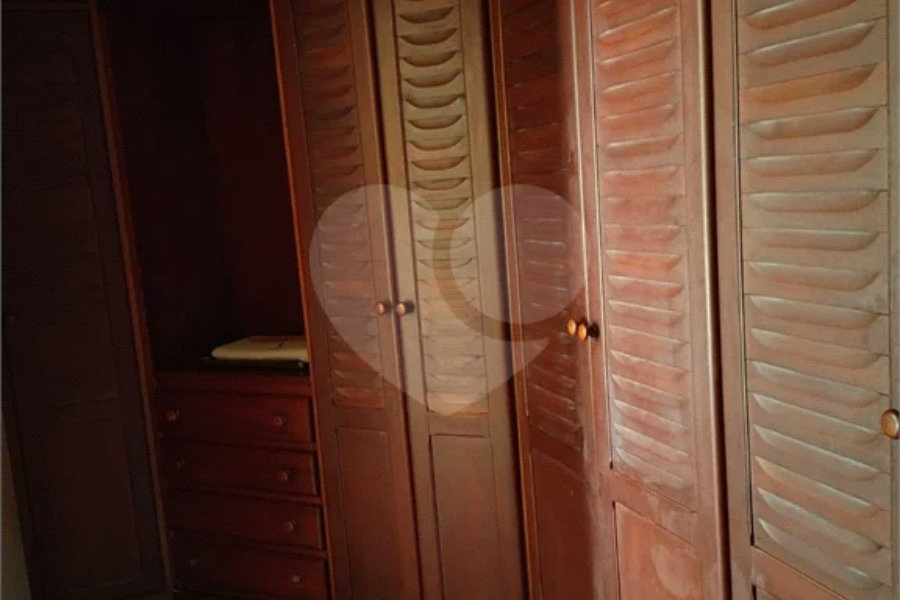 Casa à venda ou para alugar com 5 quartos, sendo 2 suítes, em Jardim Dos Estados, Poços de Caldas - MG