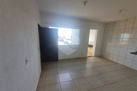 Casa 3 quartos mais edícula Santa Angelina.