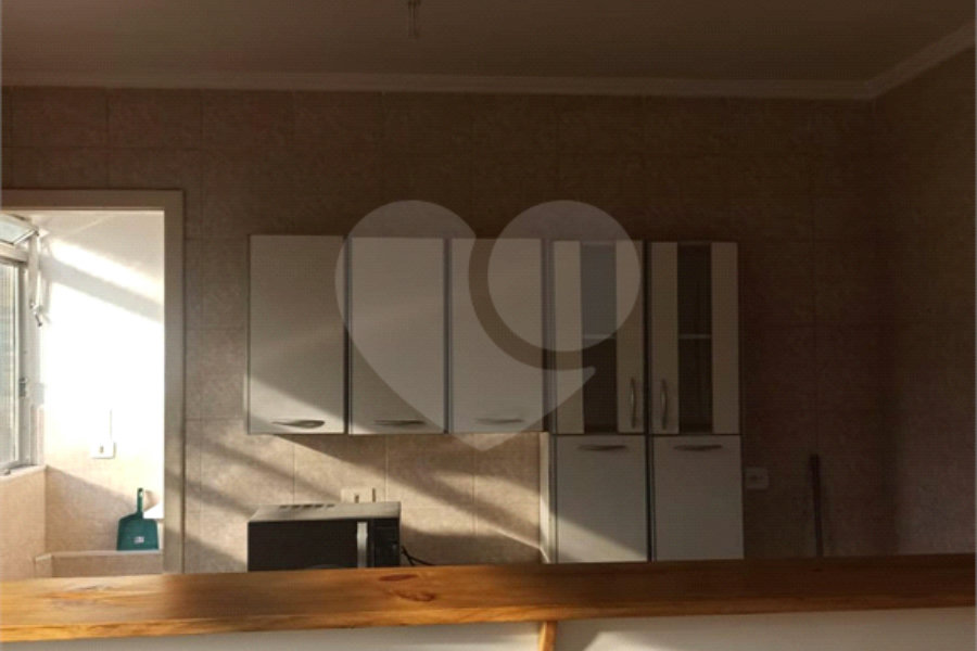 Jardim São Paulo apartamento à venda ao lado do Metrô apenas 2 quarteirões abaixo do preço!
