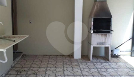 Casa à venda com 3 quartos, sendo 1 suíte,  em Jardim Cruzeiro do Sul, São Carlos, SP