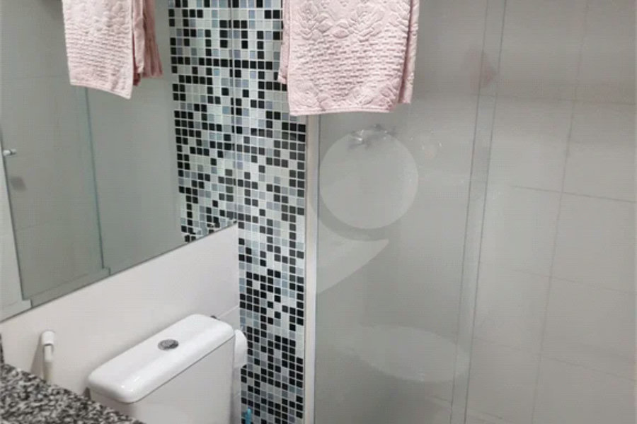 Apartamento à venda com 2 quartos, sendo 1 suíte,  em Vila Ester (zona Norte), São Paulo, SP