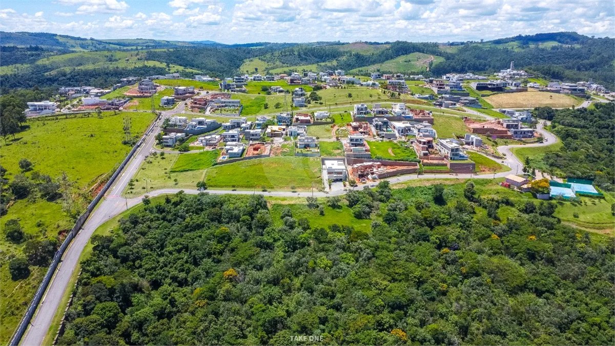 Terreno à venda no condomínio Residencial Campo de Toscana, Vinhedo - SP