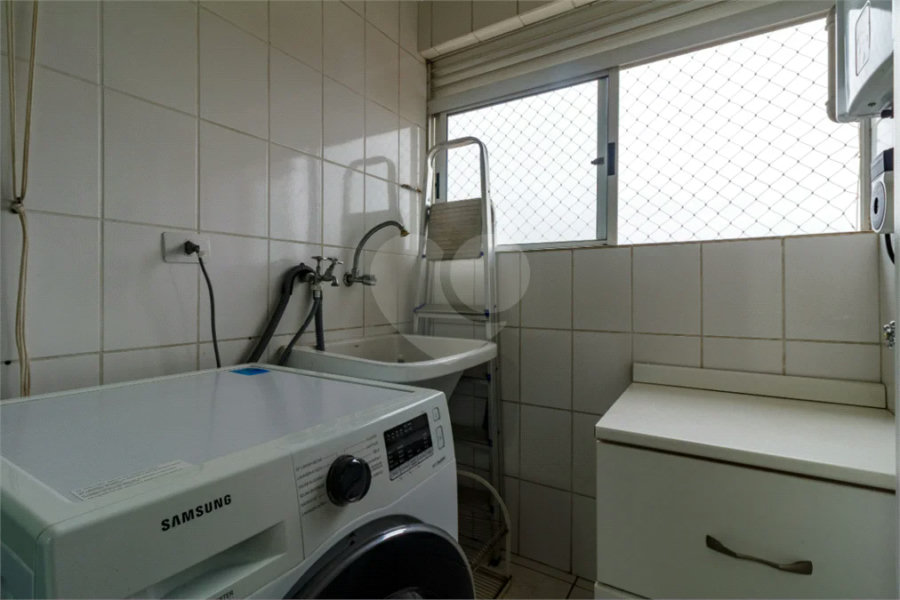 Vila Clementino - Apartamento na Rua Loefgren | 80 m² | 3 Dormitórios | 1 Suíte | 2 Vagas | Último Andar
