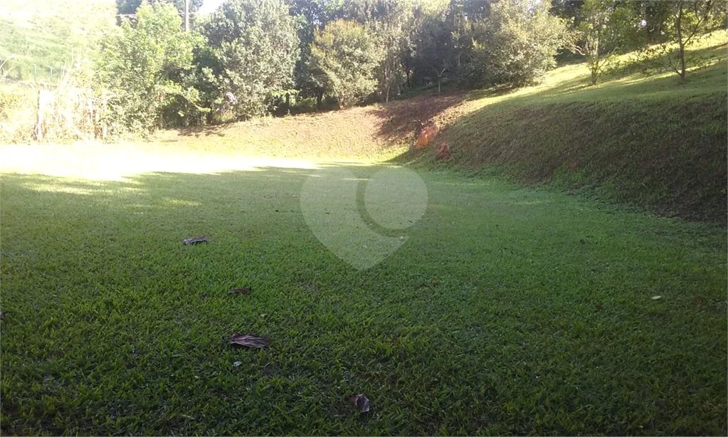 Casa à venda com 6 quartos, sendo 3 suítes,  em Monte Alegre, Vinhedo, SP