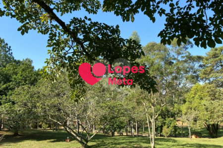 SITIO A VENDA, 33.000,OOM² COM 3 DORMITORIOS 1 SENDO SÚITE, 2 BANHEIROS, BAIRRO BOA VISTA, CAÇAPAVA