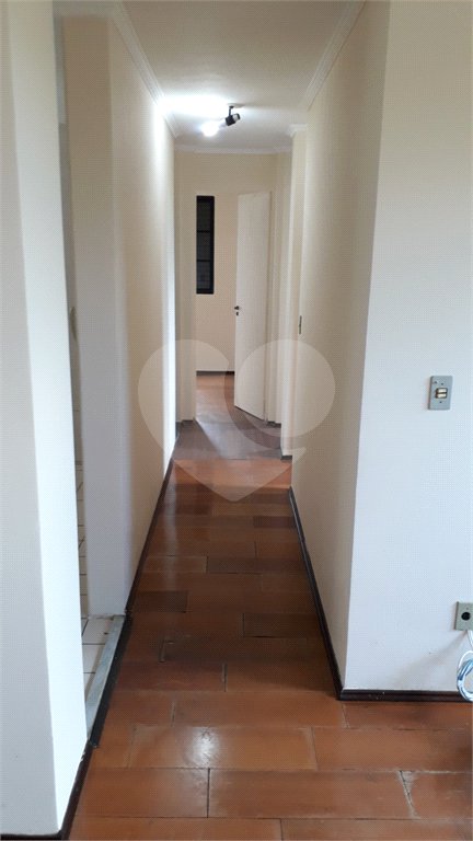 Apartamento á venda, com 03 Dormitórios, em São Carlos.