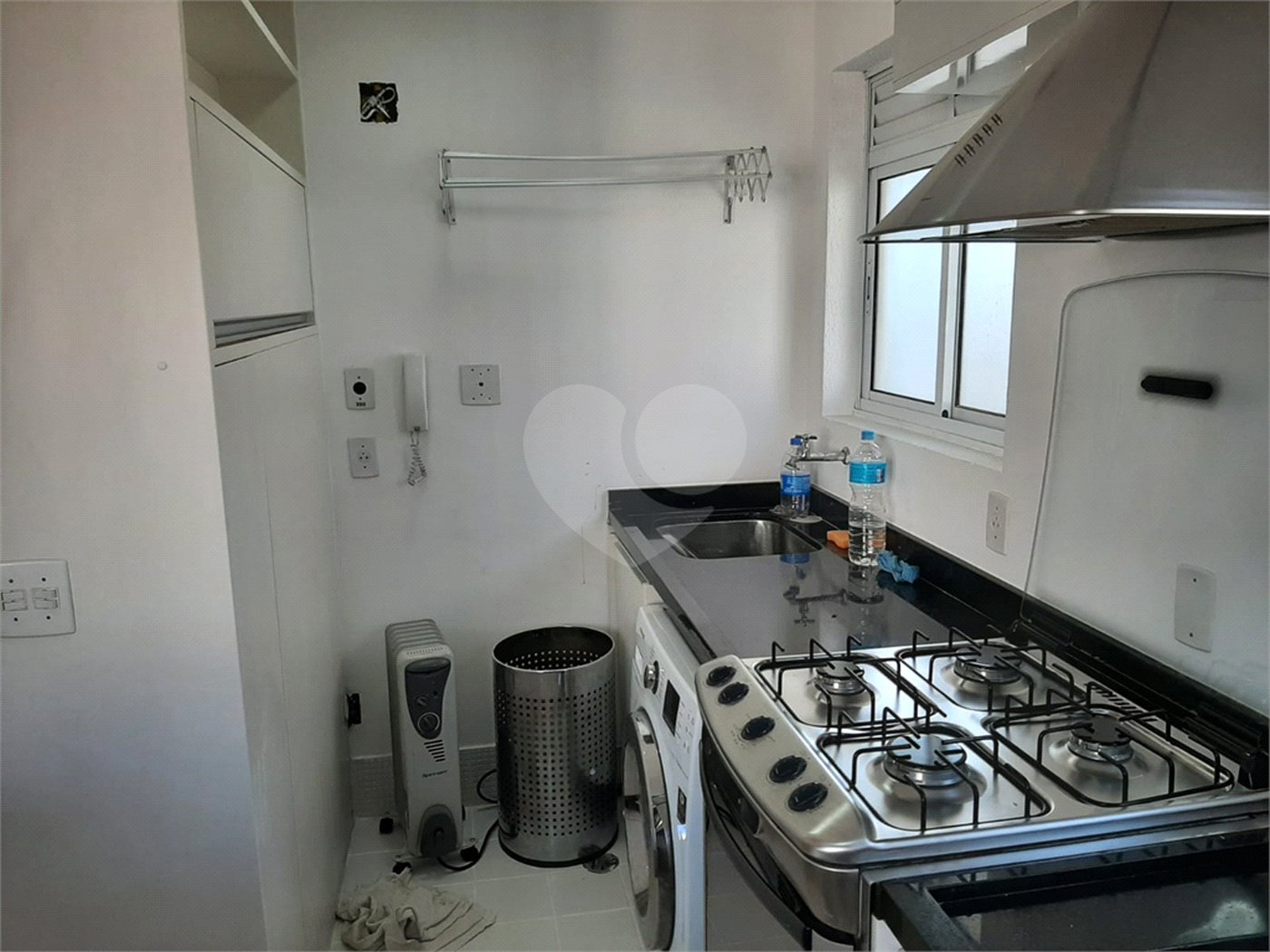 Cobertura de 240m² à venda em Moema - 04 Dorm sendo 02 suítes e 04 vagas.