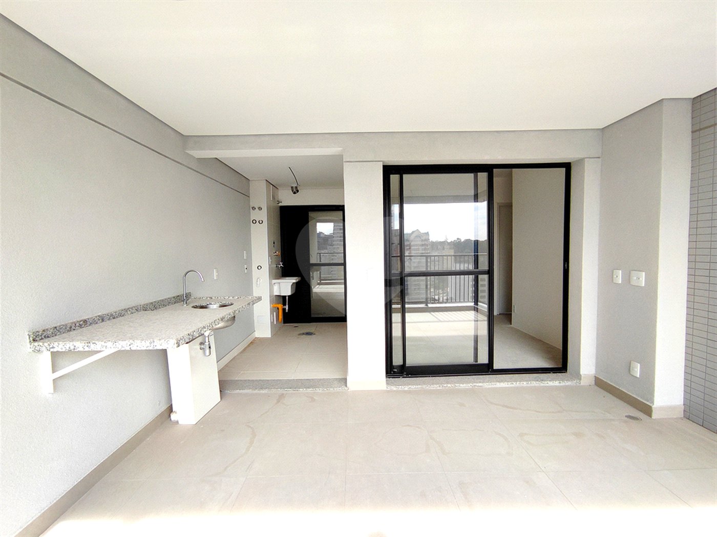 Apartamento no Jardim América com localização privilegiada – 74 m²