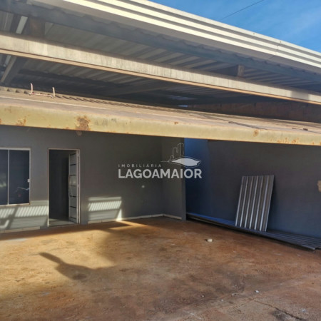 Casa à venda com 2 quartos em Parque Das Mangueiras, Três Lagoas - MS