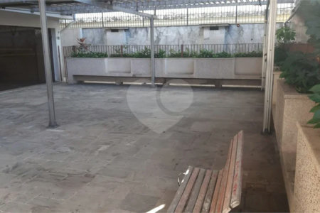 Apartamento à Venda | 327 m² | 4 dormitórios (1 suíte) | 2 vagas na Mooca!