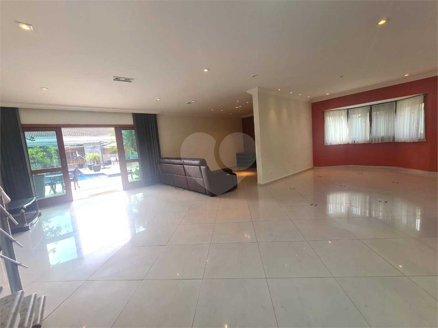 Casa à venda com 3 suítes em Interlagos, São Paulo, SP