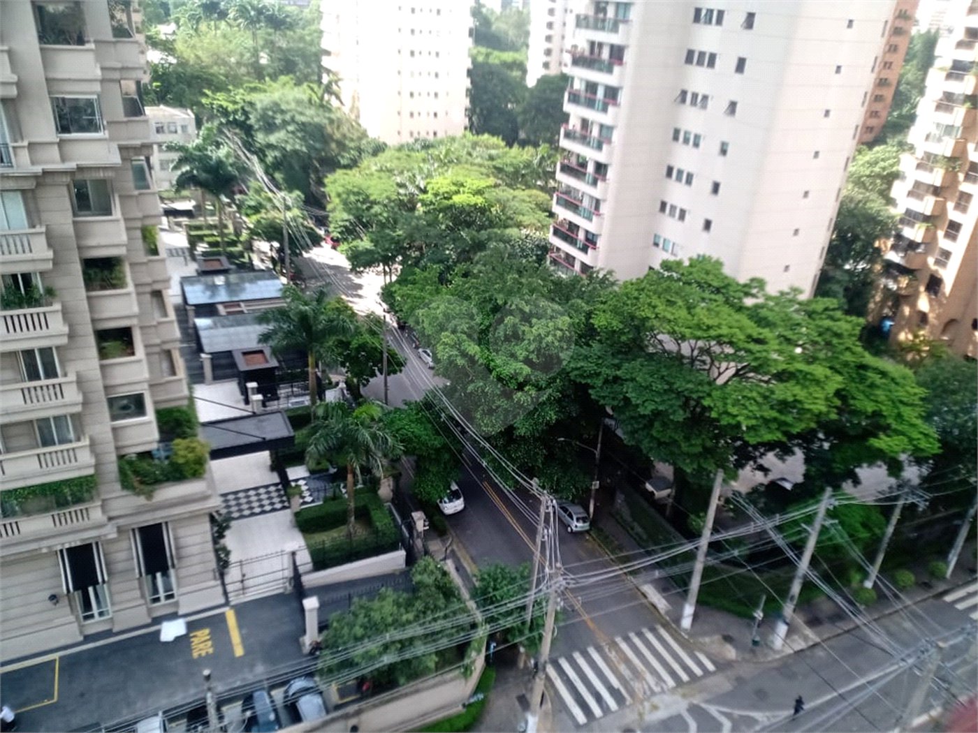 Apartamento 66 m ², com 1 dorm, 2 vagas de garagem no Jd Europa.