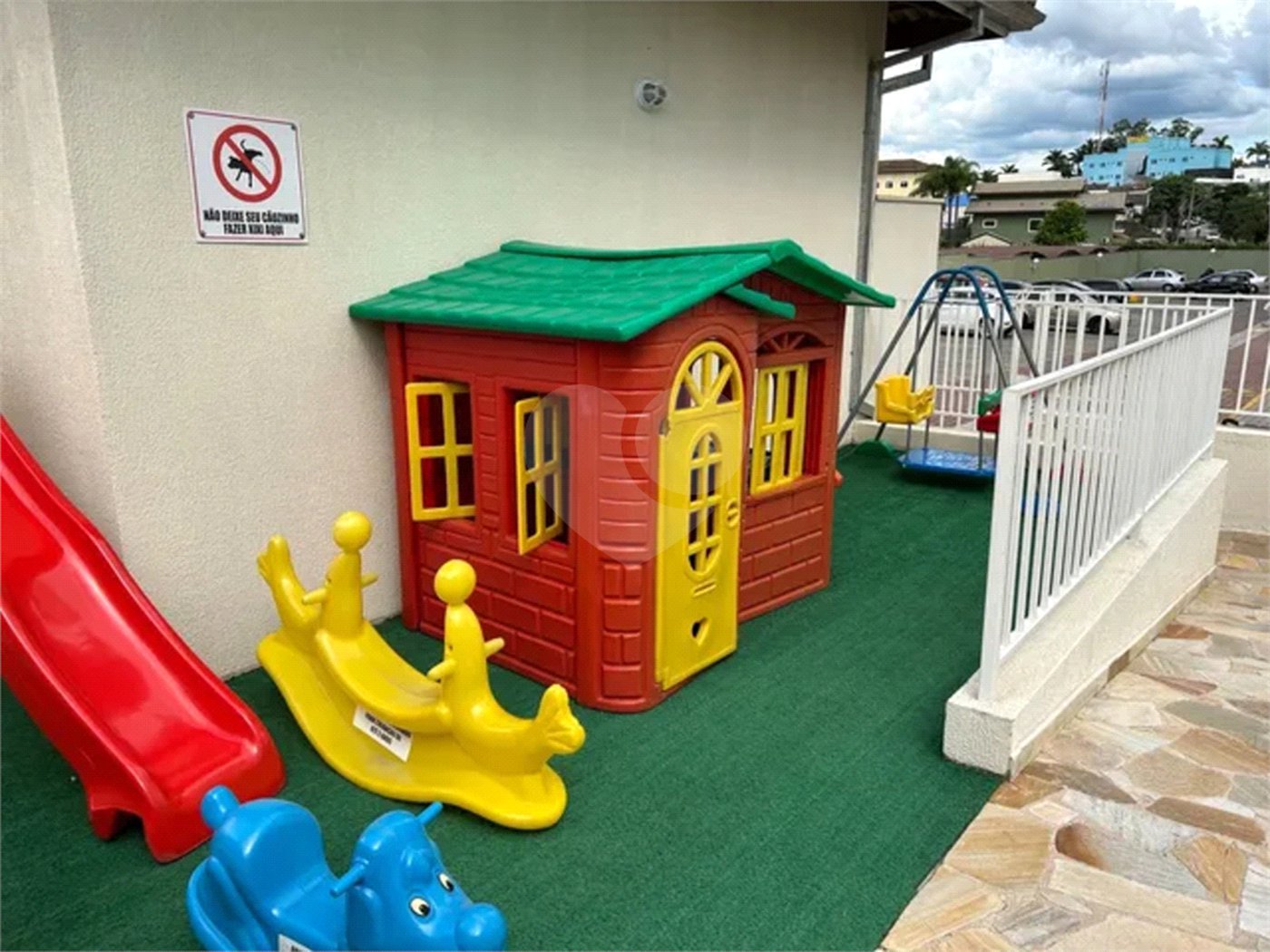 APARTAMENTO A VENDA NO URBANOVA COM 2 DORMITÓRIOS, 1 SUÍTE, 2 VAGAS, SÃO JOSÉ DOS CAMPOS/SP.