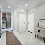 APTO TERREO COM QUINTYAL AMPLO, 2 QUARTOS 1 SUITE ,R$ 440 MIL