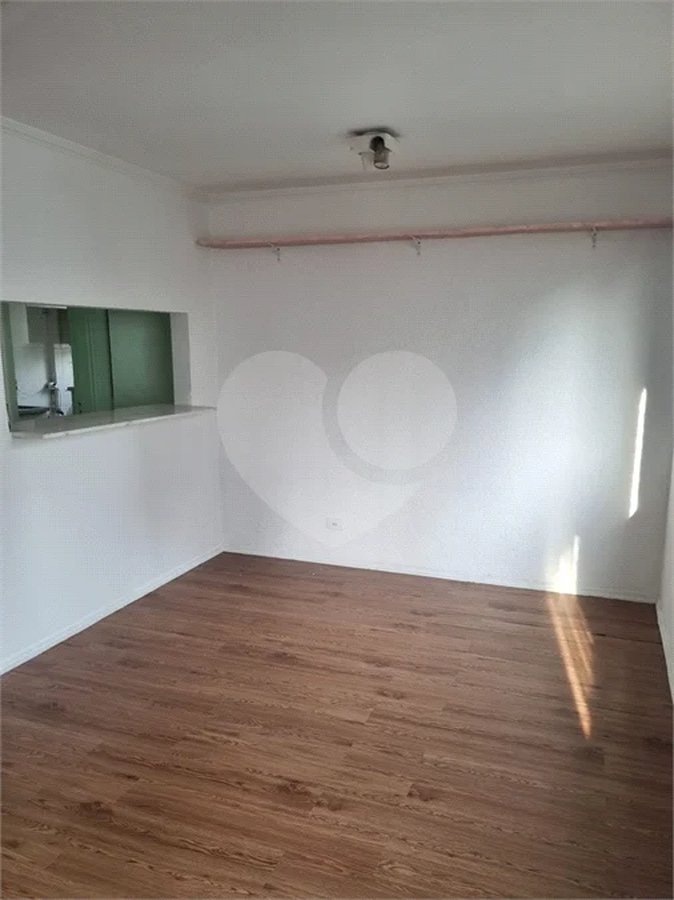 Apartamento 45m2 com 2 dormitórios e vaga no Jardins