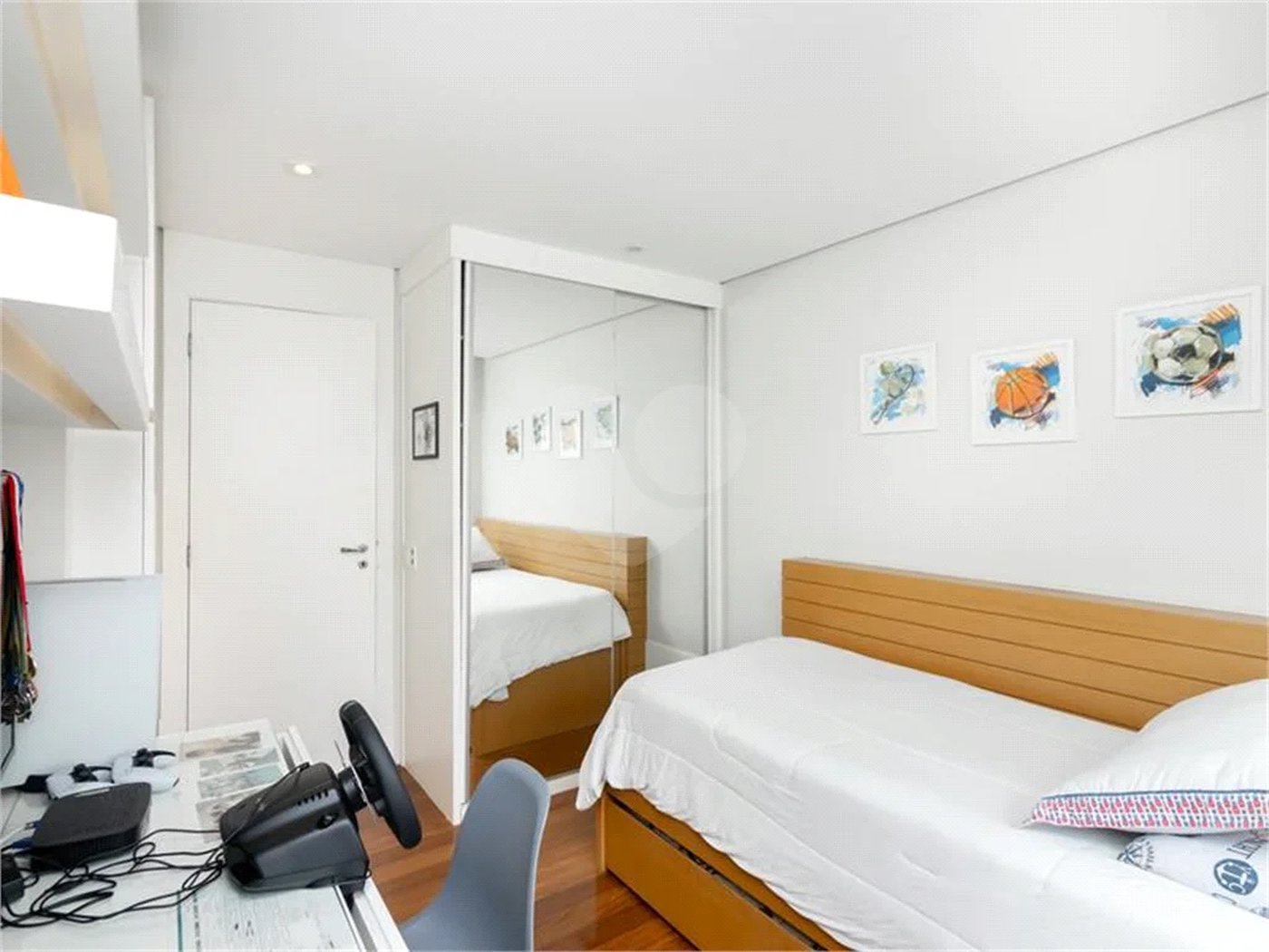 Apartamento à venda com 3 suítes em Vila Mariana, São Paulo, SP