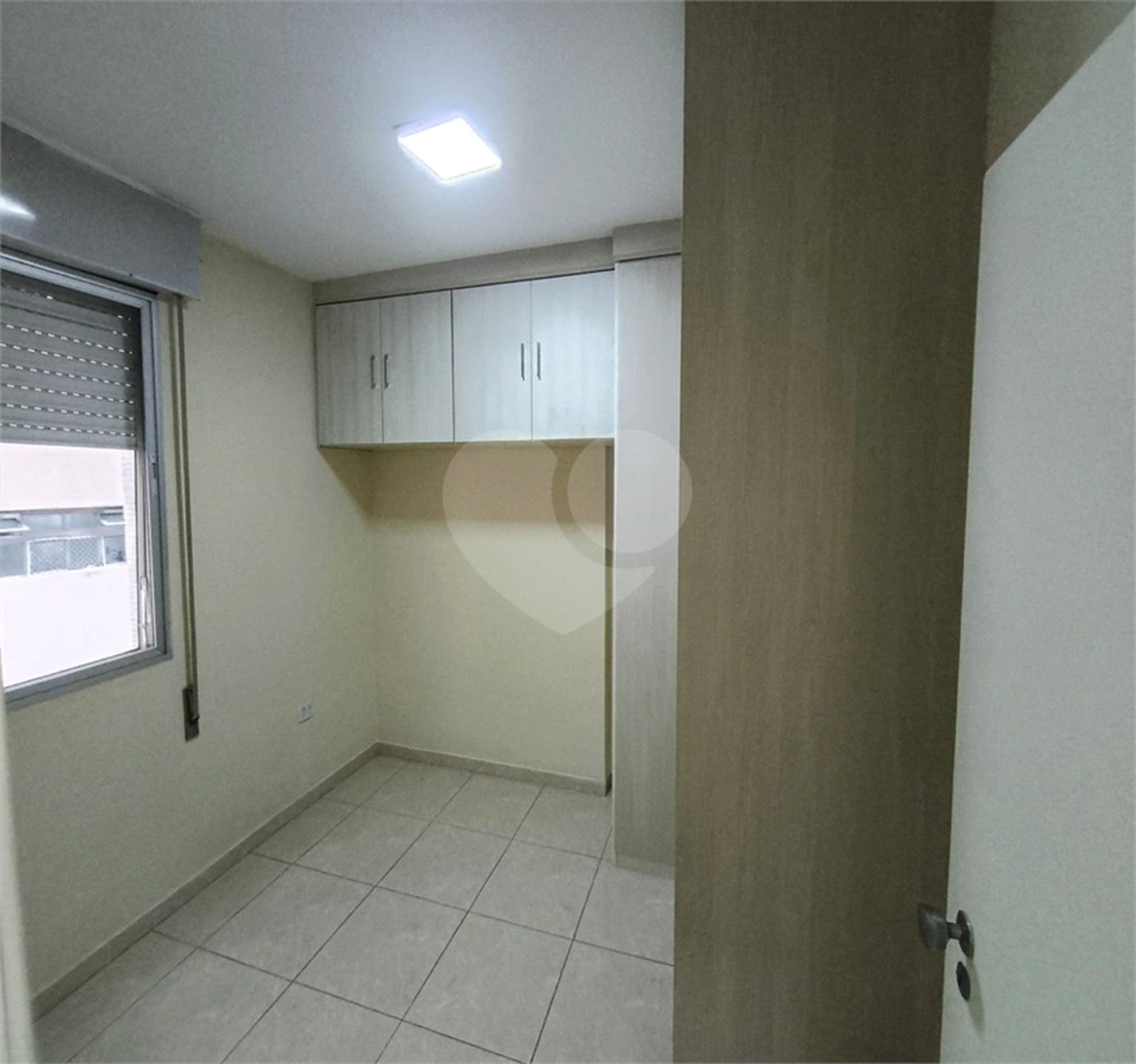 APARTAMENTO DE 98,96 M² COM 03 DORMITÓRIOS, SUÍTE, 03 BANHEIROS E VAGA DE GARAGEM PARA VENDA EM PERDIZES