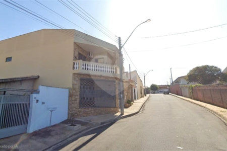Sobrado 3 quartos 1 suíte