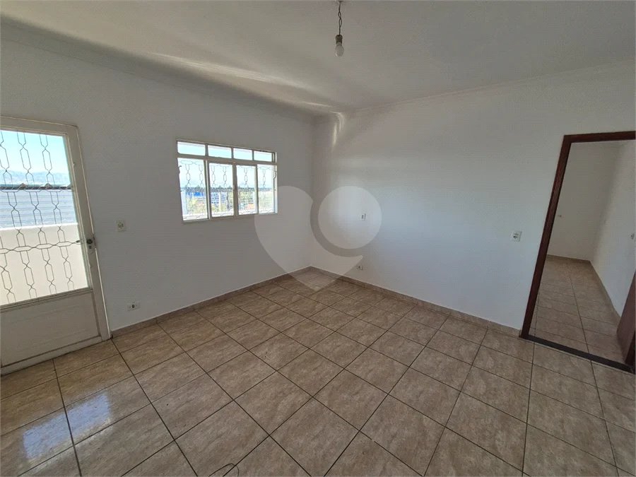 SALÃO COMERCIAL + SOBRADO À VENDA / LOCAÇÃO - Santa Terezinha | Monte Rei II | Piracicaba/SP