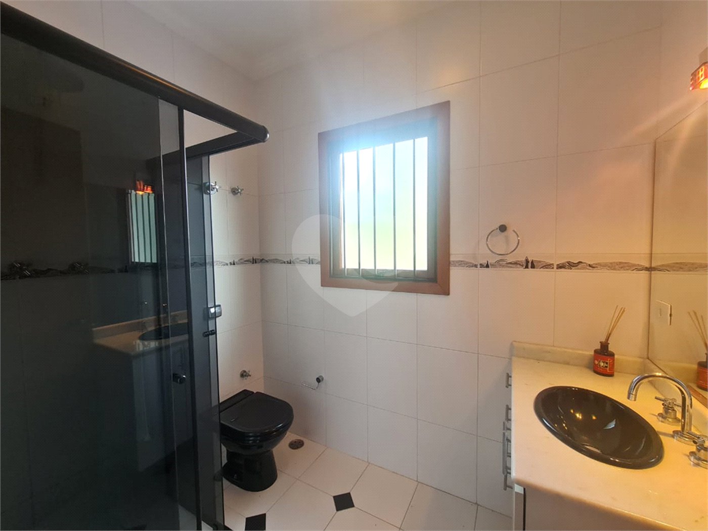 Casa à venda com 3 suítes em Interlagos, São Paulo, SP