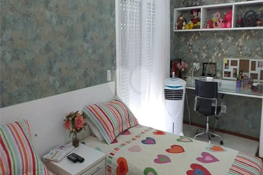 SOBRADO MOBILIADO DE 199,0 M² COM 02 SUITES, 04 VAGAS E PISCINA PARA VENDA NO JARDIM VIRGINIA BIANCA