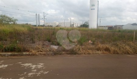 Terreno à venda em Jardim do Bosque, São Carlos, SP