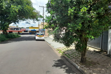 Casa à Venda no Bairro Boa Vista-São Carlos/SP