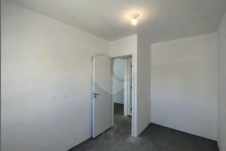Apartamento de 33m2 localizado na Saúde