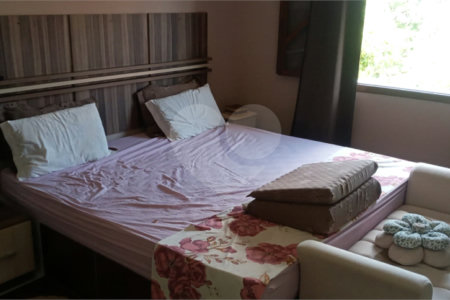 Chácara à venda com 3 quartos, sendo 2 suítes,  em Monterrey, Louveira, SP