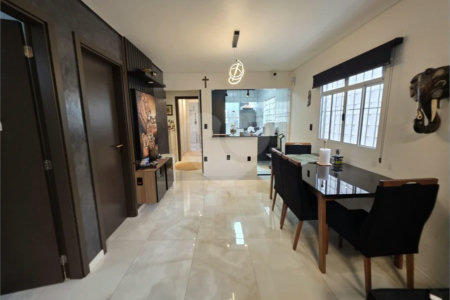 Casa térrea 3 dormitórios com piscina e área Gourmet à venda São Carlos