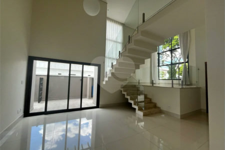 Casa de Alto Padrão à Venda – Condomínio Terra Magna | Indaiatuba/SP - Sofisticação, conforto e funcionalidade. Este magnífico sobrado possui 300 m² de área construída em um terreno de 420 m², com ambientes amplos, integrados e acabamentos de alto padrão. Destaques do imóvel - 4 dormitórios, sendo 3