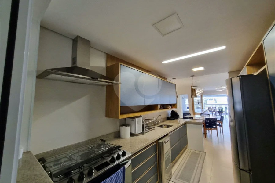 Apartamento à venda com 4 suítes em Riviera de São Lourenço, Bertioga, SP