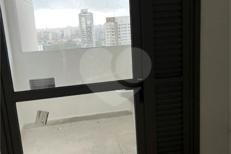 Apartamento com 95m² , 3 dormitórios , 2 vagas , à venda na Vila Prudente.