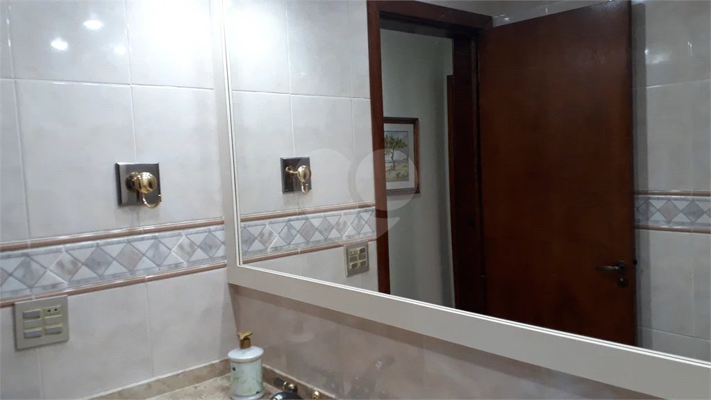 Apartamento à venda mobiliado nos Jardins — 126 m²