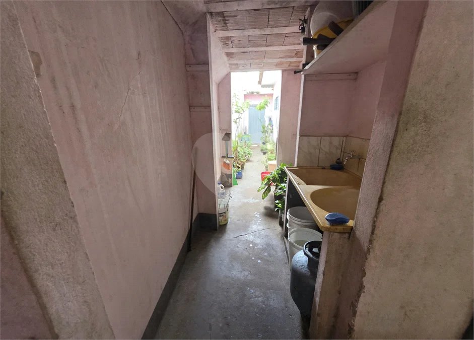 Casa térrea, 2 dormitórios com salão comercial Jd. Nova São Carlos