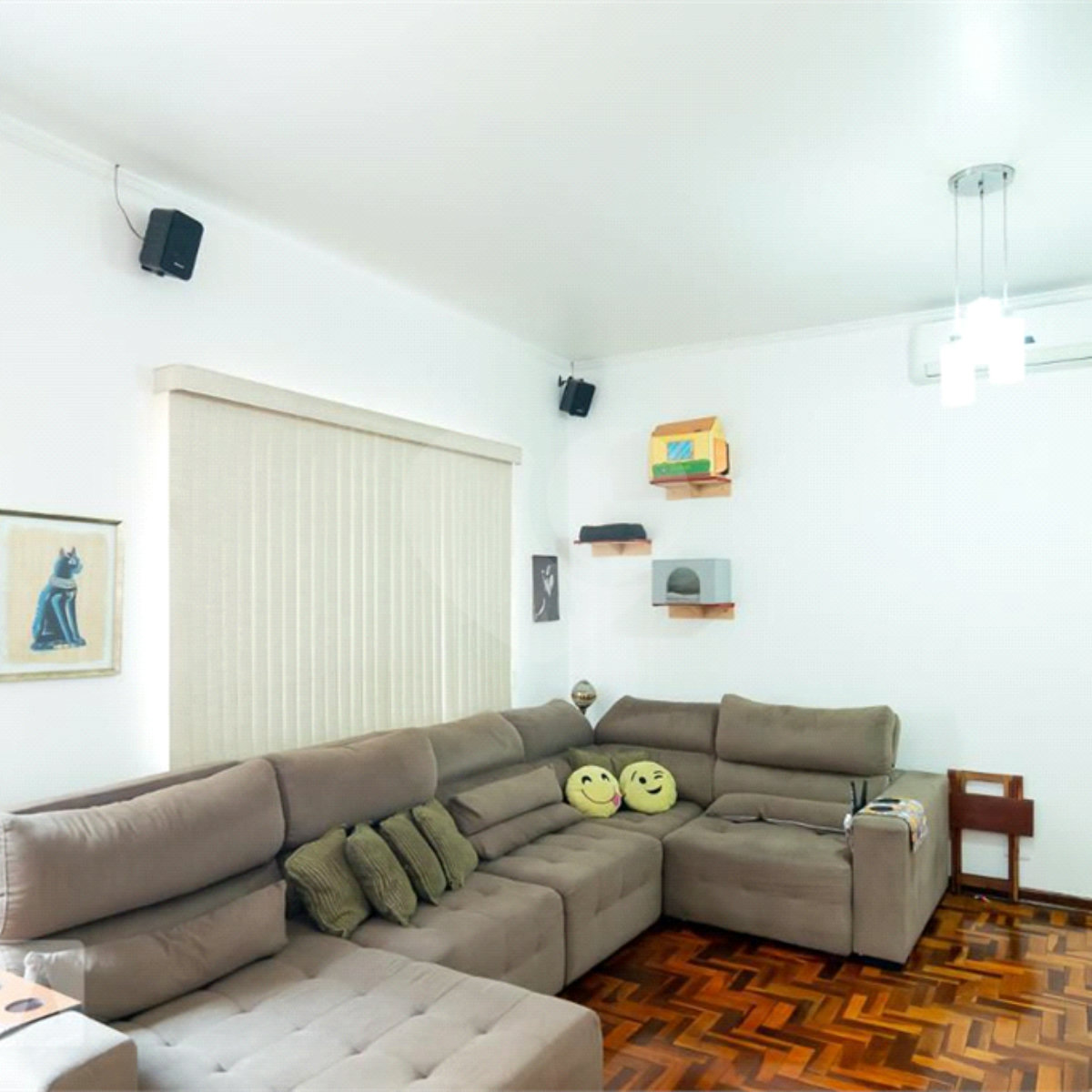 Casa à venda com 3 quartos, sendo 2 suítes, em Jardim Prudência, São Paulo, SP