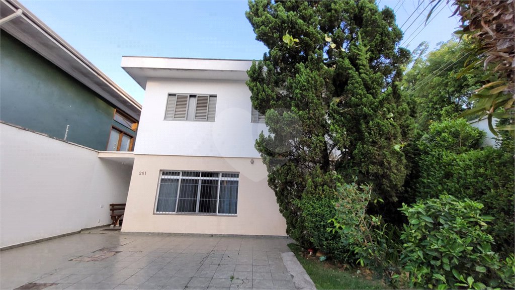 Casa de Vila à venda com 3 suítes em Brooklin, São Paulo, SP