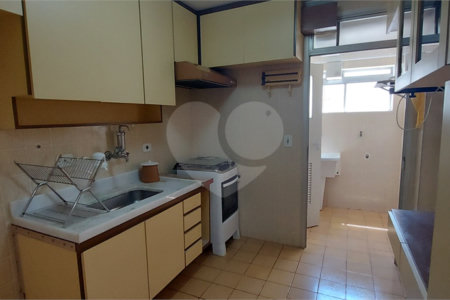 Apartamento à venda ou locação na Saúde com 46m², 1 dormitório e 1 vaga de garagem,