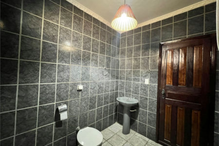 Casa à Venda no Santa Felicia, São Carlos | 2 Dormitórios | Pronta para Morar com Total Conforto