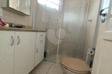 Casa térrea com duas edículas para venda - Saúde, SP.