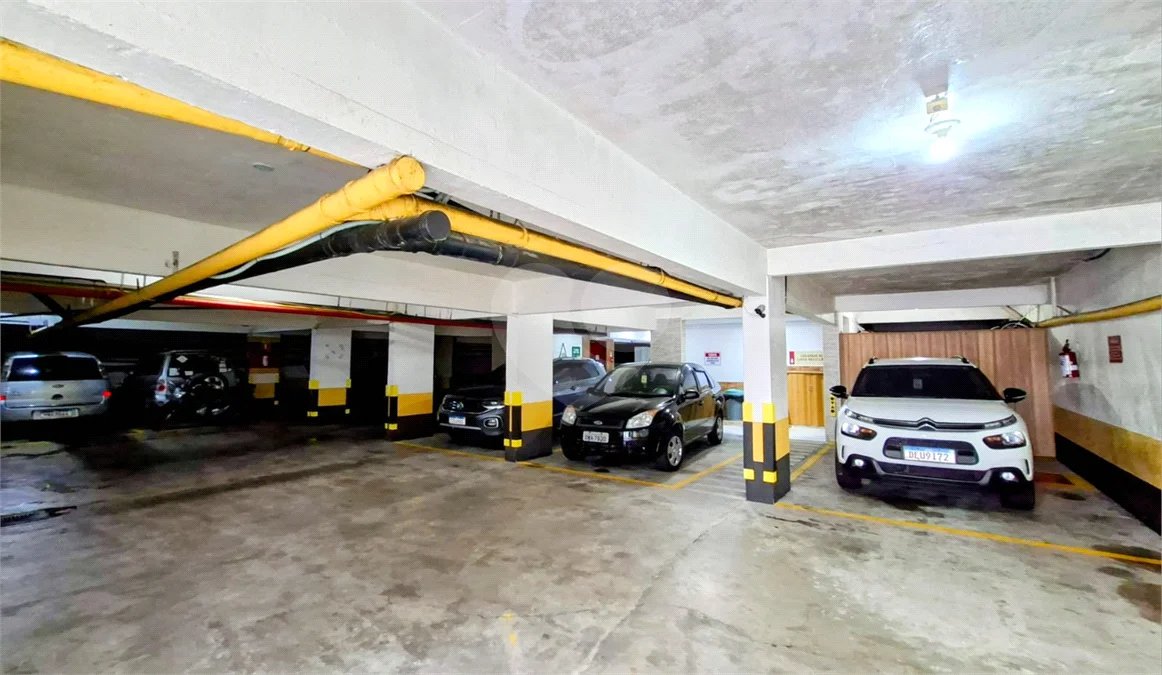 APARTAMENTO LINDINHO, PLANTA EXCELENTE, LOCALIZAÇÃO IMPAR. ( JD. GUILHERMINA ).