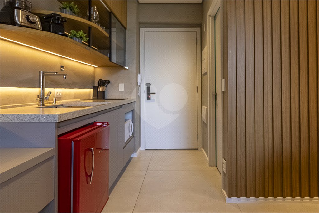 Apartamento com 24m² próximo a avenida Paulista e Metrô Consolação.