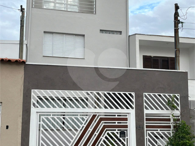 Sobrado à venda com 3 quartos, sendo 1 suíte,  em Itaquera, São Paulo, SP