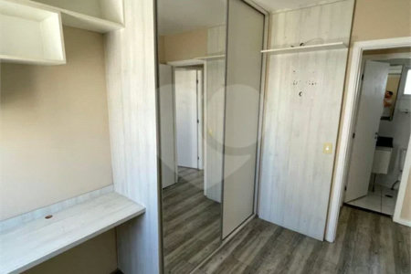 Apartamento no Belém de 52m2 com 2 dorms, 1 suíte, 2 banheiros, 1 vaga. Estuda permuta.