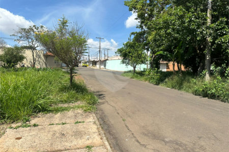 Terreno a venda no Parque Primavera