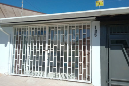 Casa térrea no Cidade Aracy .