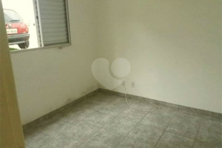 Apartamento com 2 dormitórios
