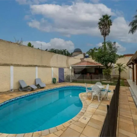 Casa Térrea à venda com 3 quartos, sendo 1 suíte, em Interlagos, São Paulo, SP