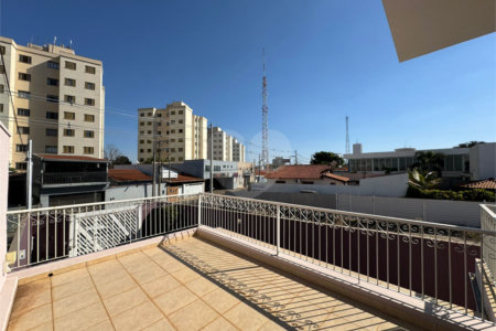 Imóvel comercial á venda, com 766m2 de terreno, em São Carlos-SP