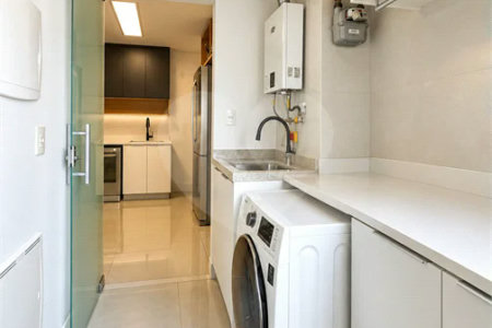 Apartamento com 3 dormitórios, 1 suíte, sala ampliada, varanda gourmet, planejados e 2 vagas. Condomínio com lazer completo e ótima localização em São Bernardo do Campo.